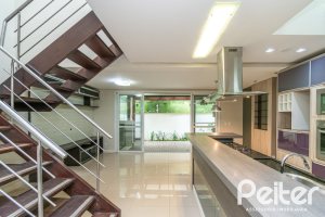 Casa em Condomínio à venda com 177m², 3 dormitórios, 1 suíte, 2 vagas, no bairro Ipanema em PORTO ALEGRE