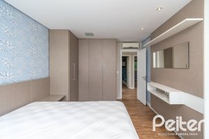 Casa em Condomínio à venda com 177m², 3 dormitórios, 1 suíte, 2 vagas, no bairro Ipanema em PORTO ALEGRE