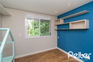 Casa em Condomínio à venda com 177m², 3 dormitórios, 1 suíte, 2 vagas, no bairro Ipanema em PORTO ALEGRE