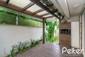 Casa em Condomínio à venda com 177m², 3 dormitórios, 1 suíte, 2 vagas, no bairro Ipanema em PORTO ALEGRE