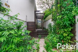 Casa em Condomínio à venda com 177m², 3 dormitórios, 1 suíte, 2 vagas, no bairro Ipanema em PORTO ALEGRE