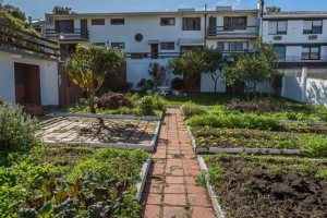 Casa à venda com 564m², 5 dormitórios, 2 suítes, 4 vagas, no bairro Vila Assunção em Porto Alegre