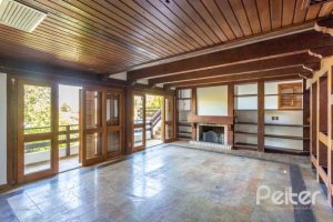 Casa à venda com 519m², 4 dormitórios, 4 suítes, 4 vagas, no bairro Vila Assuncao em Porto Alegre