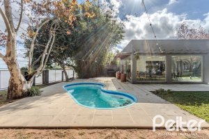Casa em Condomínio à venda com 304m², 4 dormitórios, 4 suítes, 3 vagas, no bairro Tristeza em Porto Alegre