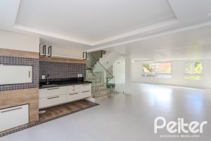 Casa em Condomínio à venda com 304m², 4 dormitórios, 4 suítes, 3 vagas, no bairro Tristeza em Porto Alegre