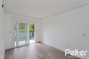 Casa em Condomínio à venda com 304m², 4 dormitórios, 4 suítes, 3 vagas, no bairro Tristeza em Porto Alegre