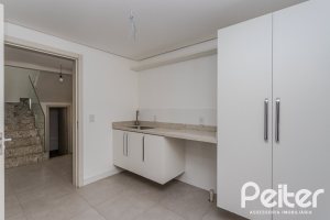 Casa em Condomínio à venda com 304m², 4 dormitórios, 4 suítes, 3 vagas, no bairro Tristeza em Porto Alegre