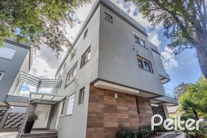 Casa em Condomínio à venda com 304m², 4 dormitórios, 4 suítes, 3 vagas, no bairro Tristeza em Porto Alegre