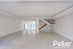 Casa em Condomínio à venda com 280m², 4 dormitórios, 4 suítes, 3 vagas, no bairro Tristeza em Porto Alegre