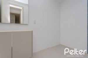 Casa em Condomínio à venda com 280m², 4 dormitórios, 4 suítes, 3 vagas, no bairro Tristeza em Porto Alegre