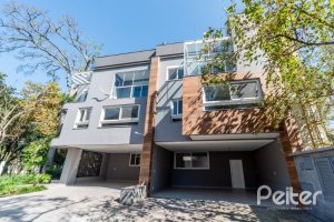 Casa em Condomínio à venda com 280m², 4 dormitórios, 4 suítes, 3 vagas, no bairro Tristeza em Porto Alegre