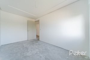 Casa em Condomínio à venda com 296m², 4 dormitórios, 2 suítes, 3 vagas, no bairro Tristeza em Porto Alegre