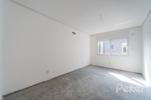 Casa em Condomínio à venda com 296m², 4 dormitórios, 2 suítes, 3 vagas, no bairro Tristeza em Porto Alegre