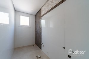 Casa em Condomínio à venda com 296m², 4 dormitórios, 2 suítes, 3 vagas, no bairro Tristeza em Porto Alegre