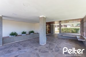 Apartamento à venda com 42m², 1 dormitório, 1 vaga, no bairro Tristeza em Porto Alegre