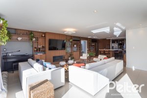 Casa em Condomínio à venda com 253m², 3 dormitórios, 3 suítes, 2 vagas, no bairro Alphaville em PORTO ALEGRE