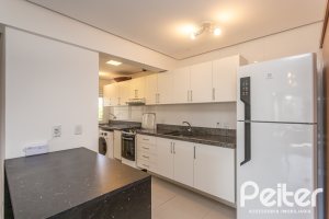 Apartamento à venda com 102m², 3 dormitórios, 1 suíte, 2 vagas, no bairro Tristeza em PORTO ALEGRE