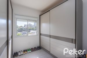 Apartamento à venda com 102m², 3 dormitórios, 1 suíte, 2 vagas, no bairro Tristeza em PORTO ALEGRE