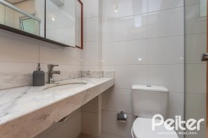 Apartamento à venda com 102m², 3 dormitórios, 1 suíte, 2 vagas, no bairro Tristeza em PORTO ALEGRE