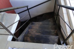 Casa à venda com 400m², 3 dormitórios, 1 suíte, 3 vagas, no bairro Jardim Isabel em Porto Alegre