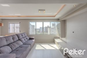 Apartamento à venda com 90m², 3 dormitórios, 1 suíte, 2 vagas, no bairro Tristeza em Porto Alegre