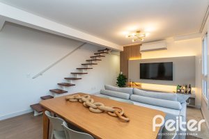 Cobertura à venda com 163m², 3 dormitórios, 2 suítes, 2 vagas, no bairro Tristeza em Porto Alegre