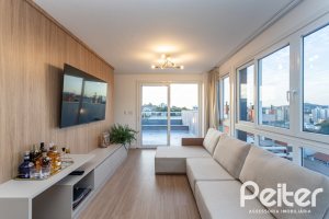 Cobertura à venda com 163m², 3 dormitórios, 2 suítes, 2 vagas, no bairro Tristeza em Porto Alegre