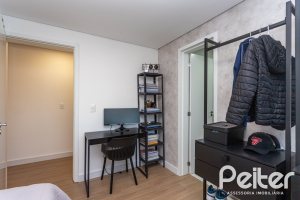 Cobertura à venda com 163m², 3 dormitórios, 2 suítes, 2 vagas, no bairro Tristeza em Porto Alegre