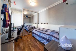 Apartamento à venda com 136m², 3 dormitórios, 1 suíte, 3 vagas, no bairro Tristeza em PORTO ALEGRE