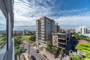 Apartamento à venda com 136m², 3 dormitórios, 1 suíte, 3 vagas, no bairro Tristeza em PORTO ALEGRE