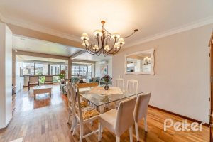 Apartamento à venda com 136m², 3 dormitórios, 1 suíte, 3 vagas, no bairro Tristeza em PORTO ALEGRE