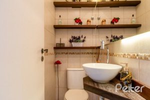 Apartamento à venda com 136m², 3 dormitórios, 1 suíte, 3 vagas, no bairro Tristeza em PORTO ALEGRE