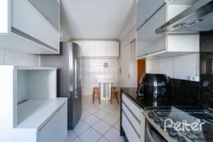 Apartamento à venda com 136m², 3 dormitórios, 1 suíte, 3 vagas, no bairro Tristeza em PORTO ALEGRE