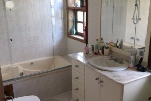 Casa em Condomínio à venda com 270m², 3 dormitórios, 1 suíte, 3 vagas, no bairro Tristeza em Porto Alegre