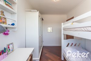 Cobertura à venda com 150m², 2 dormitórios, 1 vaga, no bairro Tristeza em Porto Alegre