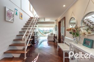 Cobertura à venda com 150m², 2 dormitórios, 1 vaga, no bairro Tristeza em Porto Alegre