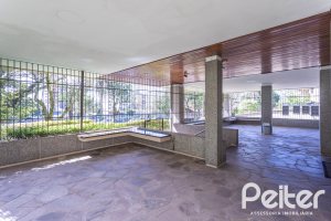 Cobertura à venda com 150m², 2 dormitórios, 1 vaga, no bairro Tristeza em Porto Alegre