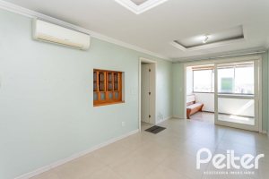 Apartamento à venda com 95m², 3 dormitórios, 1 suíte, 2 vagas, no bairro Tristeza em Porto Alegre