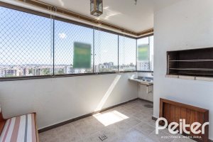 Apartamento à venda com 95m², 3 dormitórios, 1 suíte, 2 vagas, no bairro Tristeza em Porto Alegre