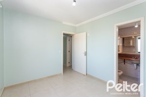Apartamento à venda com 95m², 3 dormitórios, 1 suíte, 2 vagas, no bairro Tristeza em Porto Alegre