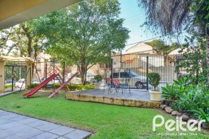 Apartamento à venda com 95m², 3 dormitórios, 1 suíte, 2 vagas, no bairro Tristeza em Porto Alegre