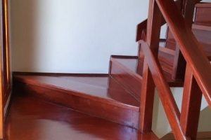 Casa à venda com 192m², 3 dormitórios, 1 suíte, 2 vagas, no bairro Cristal em Porto Alegre