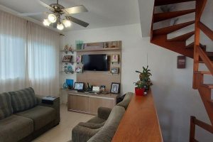 Casa em Condomínio à venda com 130m², 3 dormitórios, 1 suíte, 2 vagas, no bairro Ipanema em Porto Alegre