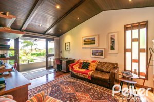 Casa à venda com 984m², 4 dormitórios, 4 suítes, 3 vagas, no bairro Vila Assunção em Porto Alegre