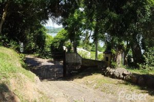 Terreno à venda com 1113m², 1 dormitório, 4 vagas, no bairro Vila Conceição em Porto Alegre