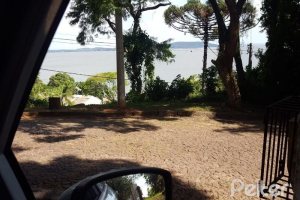 Terreno à venda com 1113m², 1 dormitório, 4 vagas, no bairro Vila Conceição em Porto Alegre