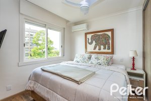 Cobertura à venda com 172m², 3 dormitórios, 1 suíte, 2 vagas, no bairro Tristeza em PORTO ALEGRE