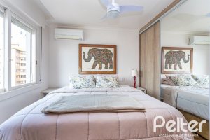 Cobertura à venda com 172m², 3 dormitórios, 1 suíte, 2 vagas, no bairro Tristeza em PORTO ALEGRE