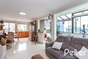 Cobertura à venda com 172m², 3 dormitórios, 1 suíte, 2 vagas, no bairro Tristeza em PORTO ALEGRE