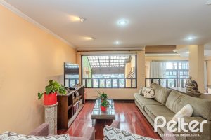 Casa em Condomínio à venda com 300m², 4 dormitórios, 1 suíte, 2 vagas, no bairro Nonoai em Porto Alegre